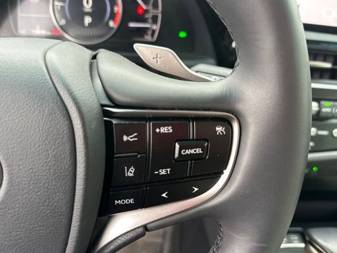 Used 2024 Lexus ES 350 350 image 19