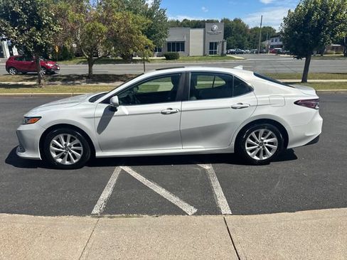 Used 2024 Toyota Camry LE w/ Convenience Package FWD image 6