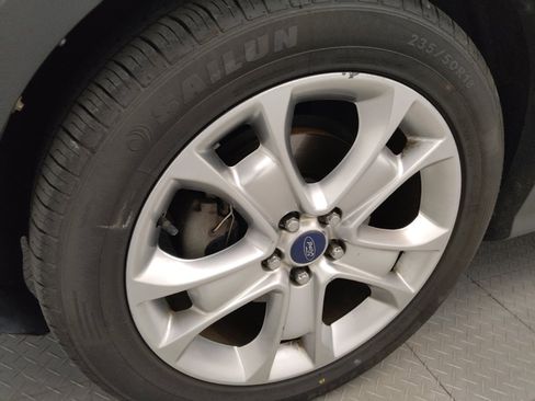 Used 2016 Ford Escape Titanium FWD image 31
