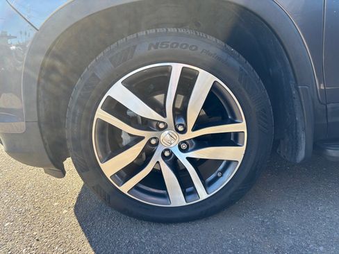 Used 2016 Honda Pilot Elite image 7