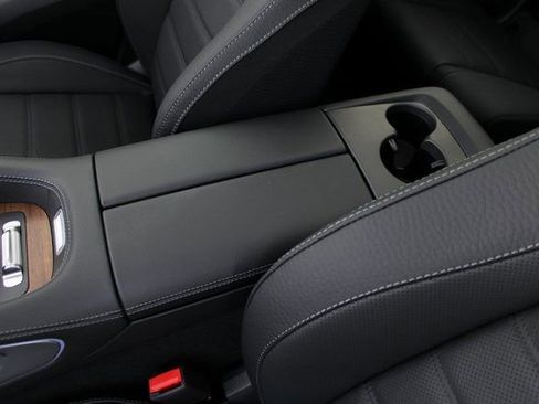 New 2026 Mercedes-Benz GLS 450 4MATIC image 33