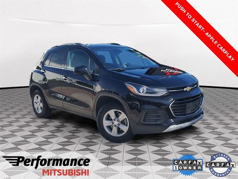 Used 2020 Chevrolet Trax LT w/ Driver Confidence Package image 1