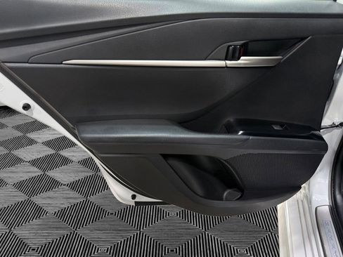 Used 2025 Toyota Camry LE image 19