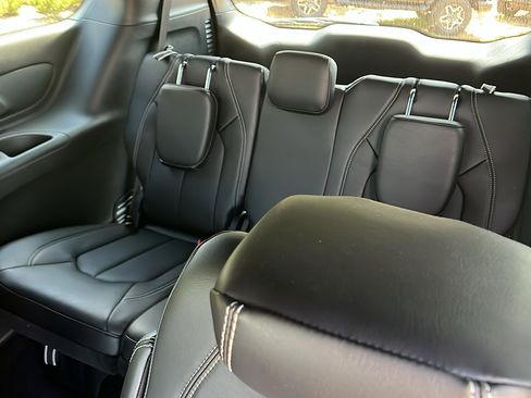 New 2026 Chrysler Voyager LX image 20