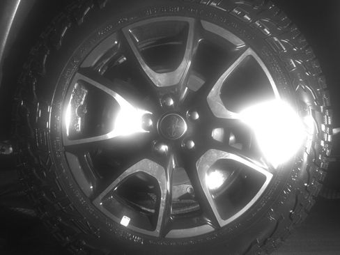 Used 2025 Jeep Compass Trailhawk image 14