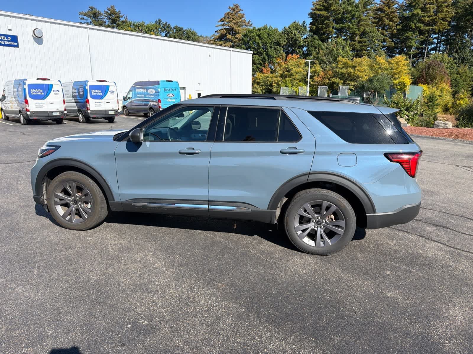 Used 2025 Ford Explorer Active w/ Active Comfort Package AWD/4WD image 10