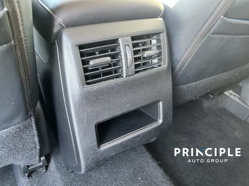 Used 2024 Mitsubishi Outlander SE FWD image 30