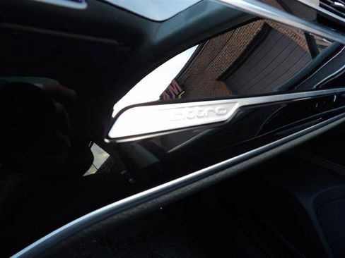 Used 2019 Audi A8 L 3.0T w/ Luxury Package image 28