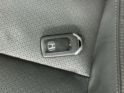 Used 2017 Honda Accord EX-L image 28