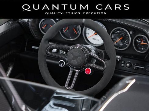Used 1995 Porsche 911 Carrera RWD image 16