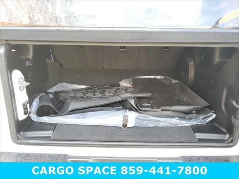 Certified 2023 Jeep Wrangler Unlimited image 10