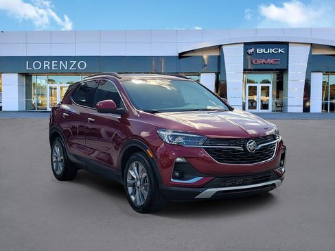 Used 2023 Buick Encore GX Essence w/ Experience Buick Package FWD image 3