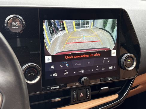 Used 2024 Lexus NX 250 FWD image 25