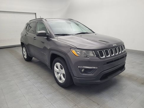 Used 2018 Jeep Compass Latitude image 13