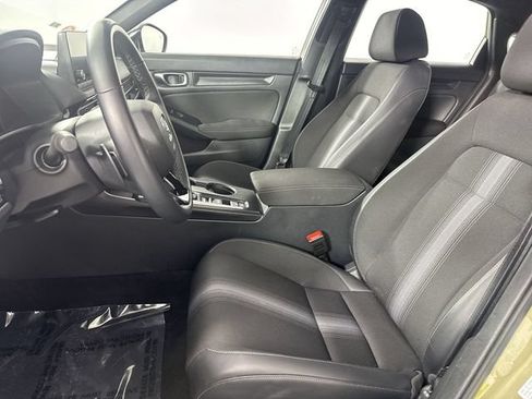 Used 2025 Honda Civic Sport image 4
