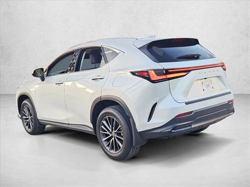 Used 2025 Lexus NX 250 FWD image 5