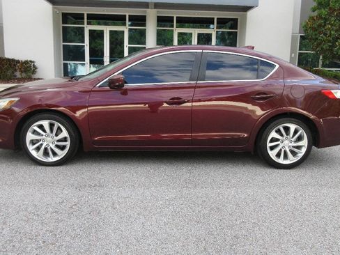 Used 2016 Acura ILX FWD image 2