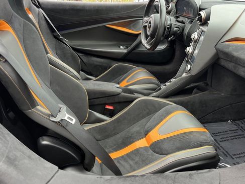 Used 2021 McLaren 720S Luxury image 40