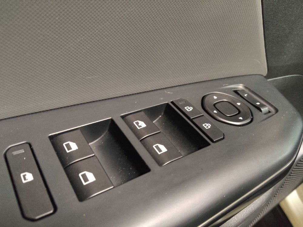 Used 2025 Kia K4 FWD image 27
