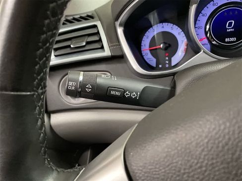 Used 2011 Cadillac SRX 2WD image 24