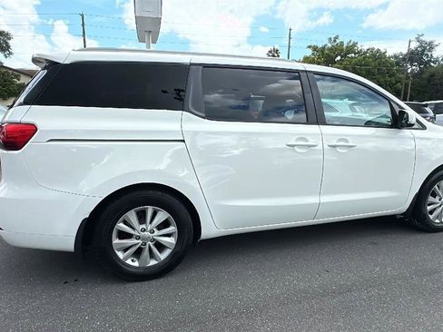 Used 2016 Kia Sedona LX w/ LX Convenience Package FWD image 7