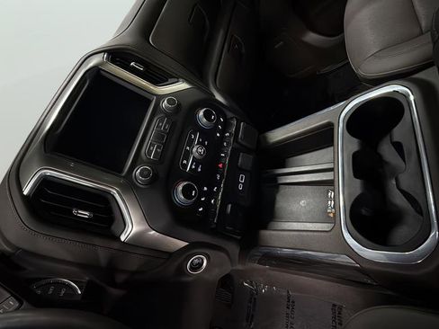 Used 2022 Chevrolet Silverado 1500 LTZ w/ LTZ Premium Package image 20