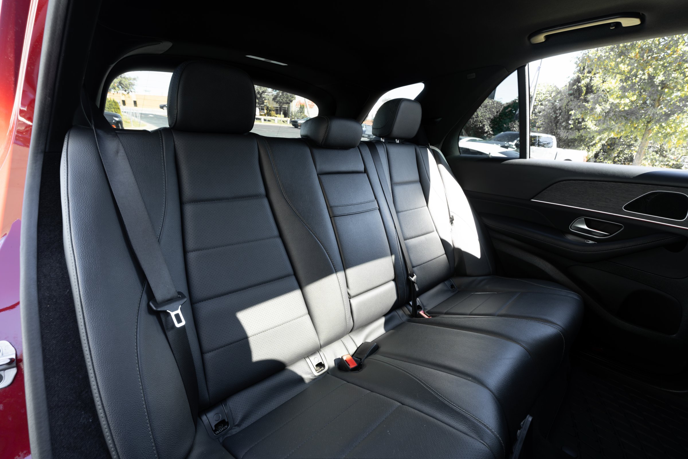 Used 2024 Mercedes-Benz GLE 350 4MATIC w/ AMG Line Exterior image 53