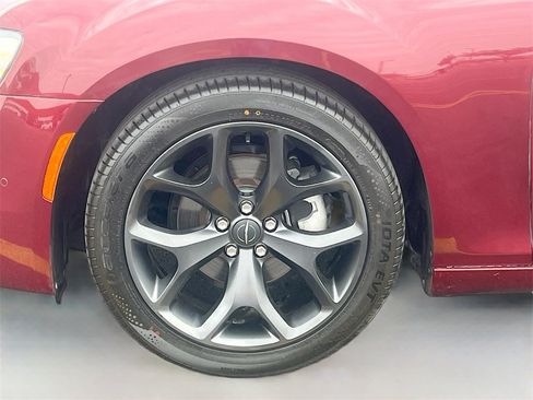 Used 2023 Chrysler 300 S image 33