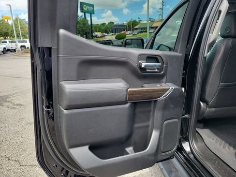 Used 2020 Chevrolet Silverado 1500 LT Trail Boss AWD/4WD image 12