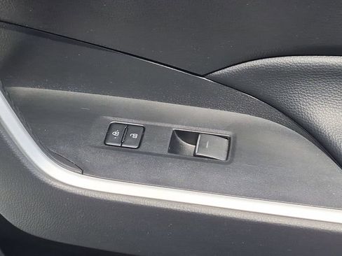 Used 2025 Toyota RAV4 XLE AWD/4WD image 33