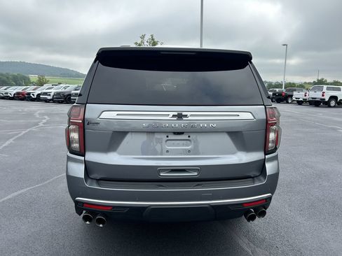 Used 2021 Chevrolet Suburban High Country AWD/4WD image 6