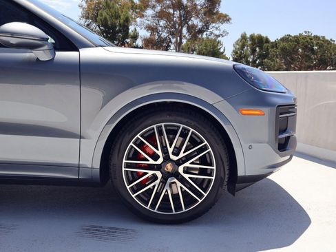New 2026 Porsche Cayenne S AWD/4WD image 11