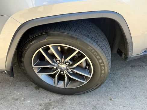 Used 2018 Jeep Grand Cherokee Limited AWD/4WD image 44