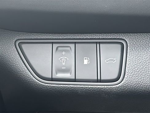 New 2026 Genesis G70 2.5T Prestige image 19