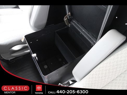 Used 2024 Chevrolet Express 2500 w/ Driver Convenience Package image 12