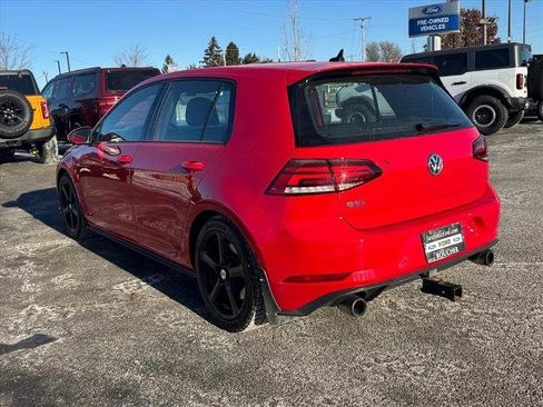 Used 2018 Volkswagen GTI SE image 5