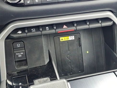 Used 2023 Toyota Tundra Platinum image 24