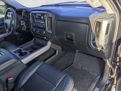 Used 2017 Chevrolet Silverado 1500 LTZ Z71 w/ LTZ Plus Package AWD/4WD image 18