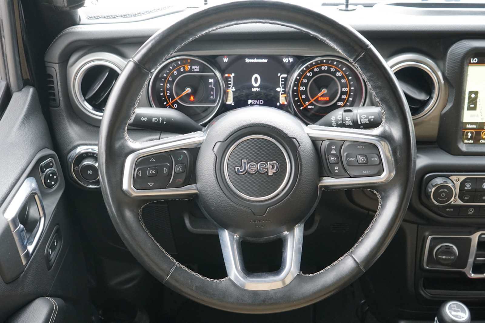 Used 2022 Jeep Wrangler Unlimited Sahara w/ LED Lighting Group AWD/4WD image 23