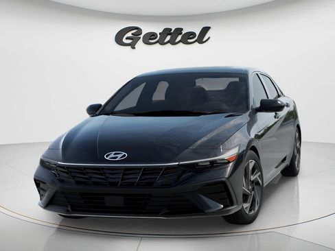 New 2026 Hyundai Elantra SEL Sport Premium FWD image 2