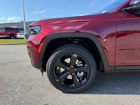 New 2025 Jeep Grand Cherokee L Altitude image 27