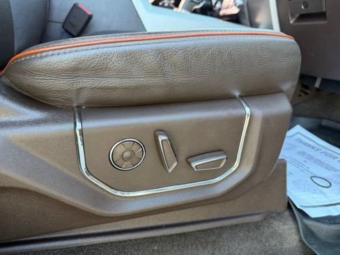 Used 2017 Ford F150 King Ranch w/ Equipment Group 601A Luxury AWD/4WD image 48