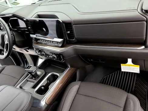 Used 2024 Chevrolet Silverado 1500 RST w/ Convenience Package II AWD/4WD image 16
