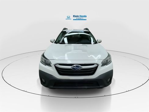 Used 2022 Subaru Outback Premium image 5