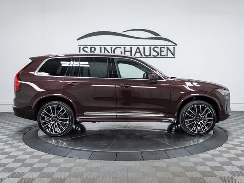 New 2026 Volvo XC90 B6 Plus w/ Protection Package Premier image 4