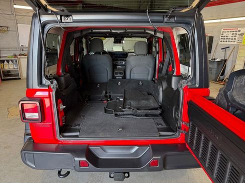 Certified 2025 Jeep Wrangler Unlimited Sport AWD/4WD image 26