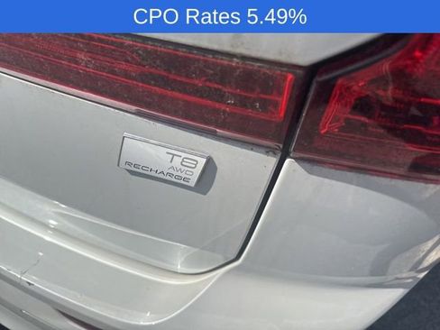 Used 2024 Volvo XC60 T8 Core w/ Climate Package AWD/4WD image 8