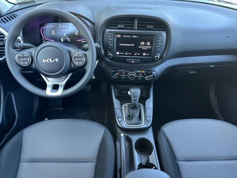 New 2025 Kia Soul LX image 13
