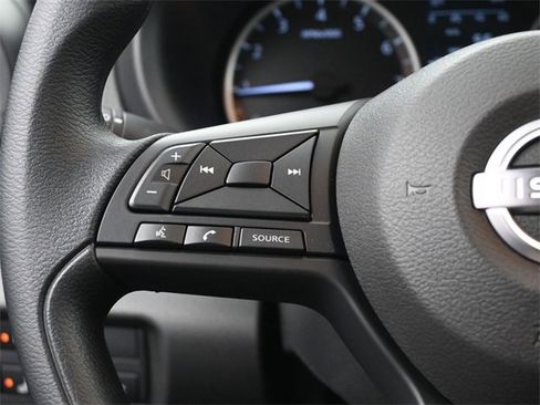 New 2025 Nissan Kicks Play S image 20