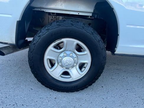 Used 2018 RAM 3500 Tradesman w/ Popular Equipment Group image 22